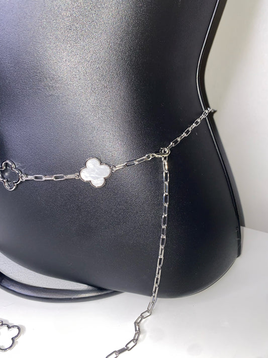 LUCKY CHARM CHAIN BELT