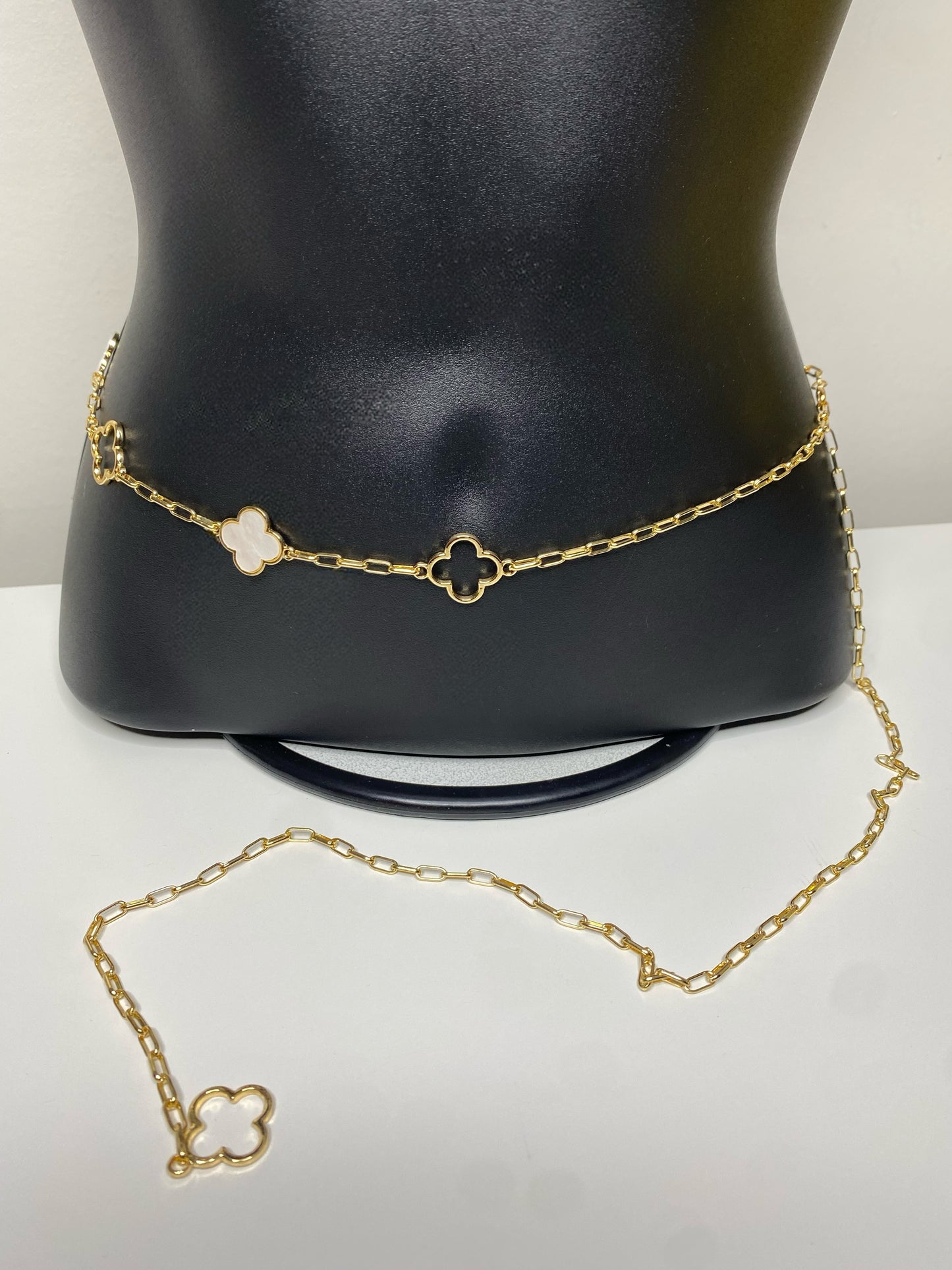 LUCKY CHARM CHAIN BELT